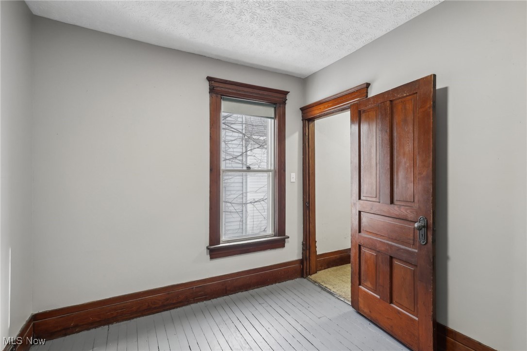 73 East York Street Akron, OH 44310 - Photo 20 of 36