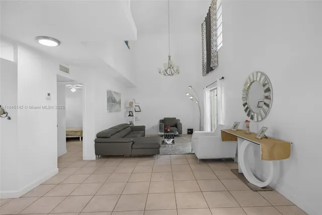 $285,000 | 8500 Southwest 109th Avenue, Unit 6112, Miami, FL 33173