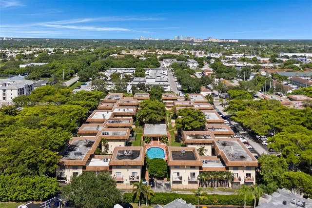 $285,000 | 8500 Southwest 109th Avenue, Unit 6112, Miami, FL 33173