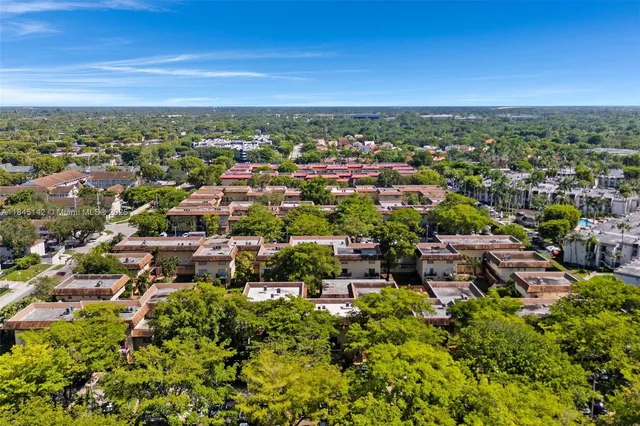 $285,000 | 8500 Southwest 109th Avenue, Unit 6112, Miami, FL 33173