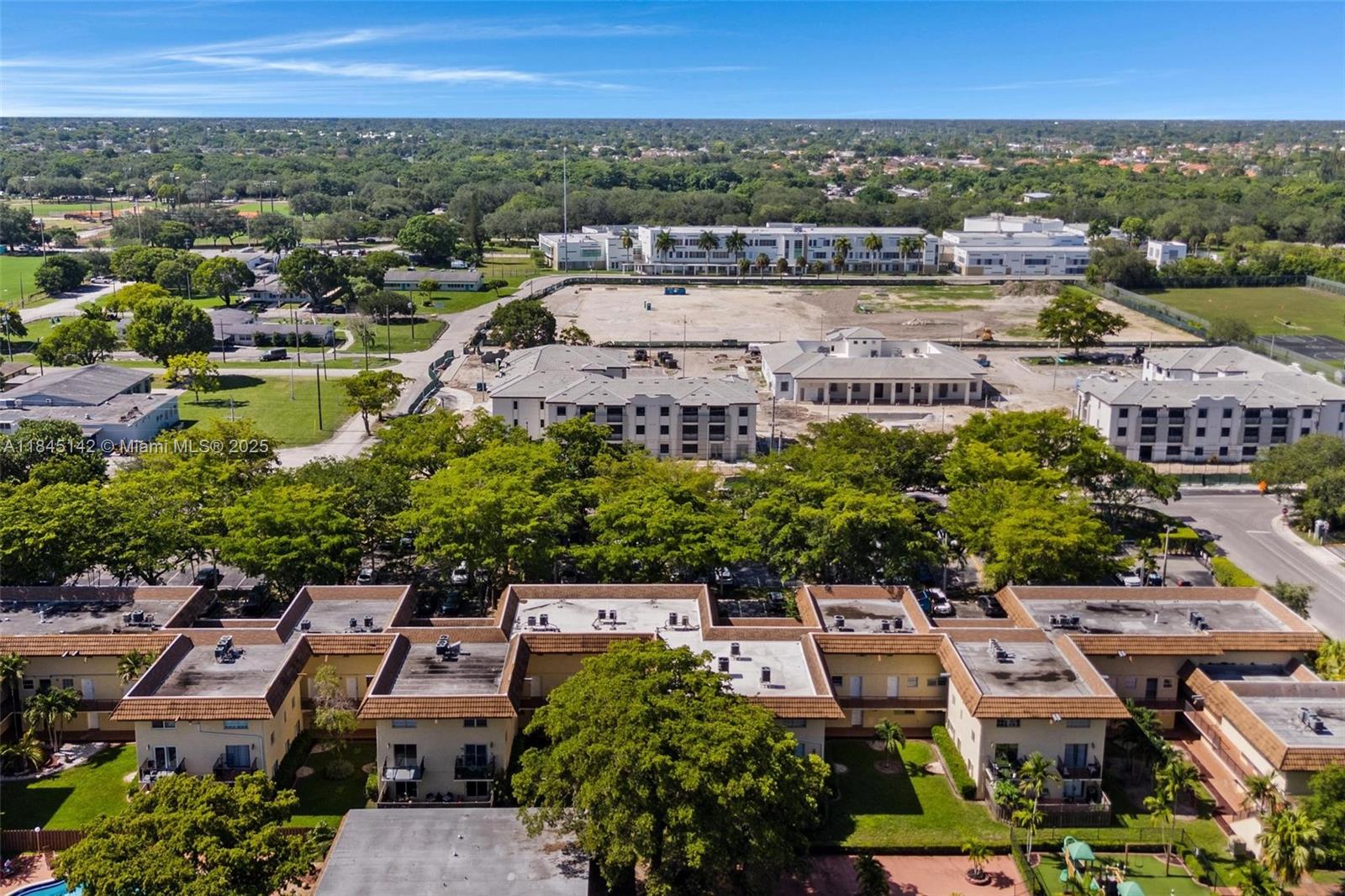 8500 Southwest 109th Avenue, Unit 6112 Miami, FL 33173 - Photo 49 of 52 an aerial view of a house with a lake view