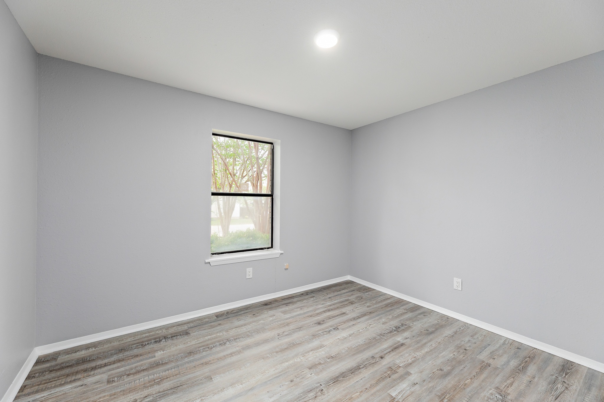 205 Hitching Post Road Kyle, TX 78640 - Photo 16 of 20 These rooms can be configured
for guests, a home office, or both.