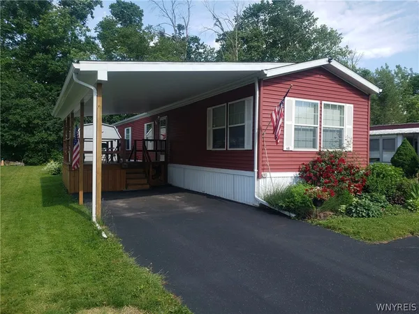 $87,500 | 46 Lakewood Village, Medina, NY 14103