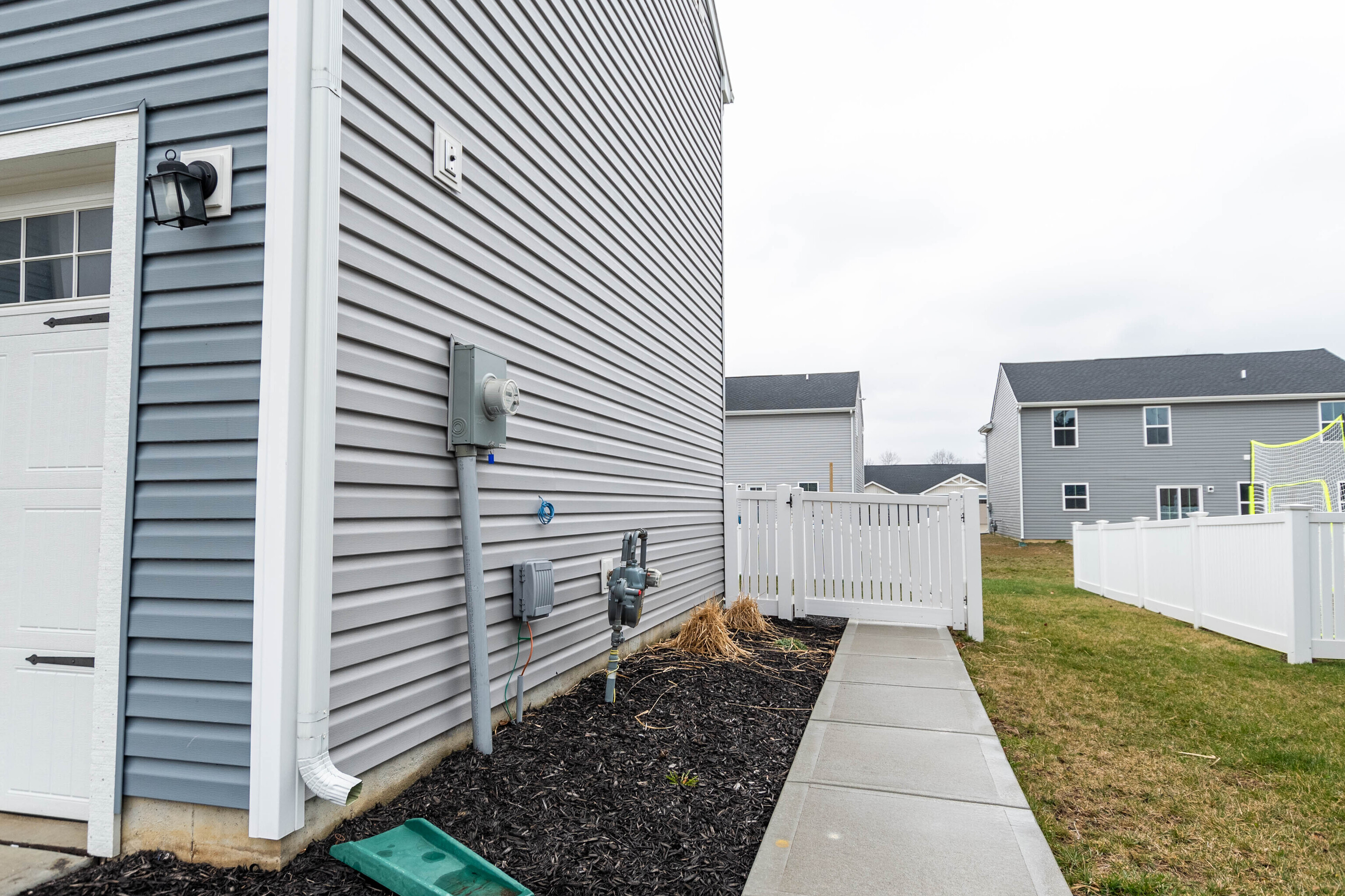 3142 East Sheldon Way Danville, IN 46122 - Photo 3 of 22