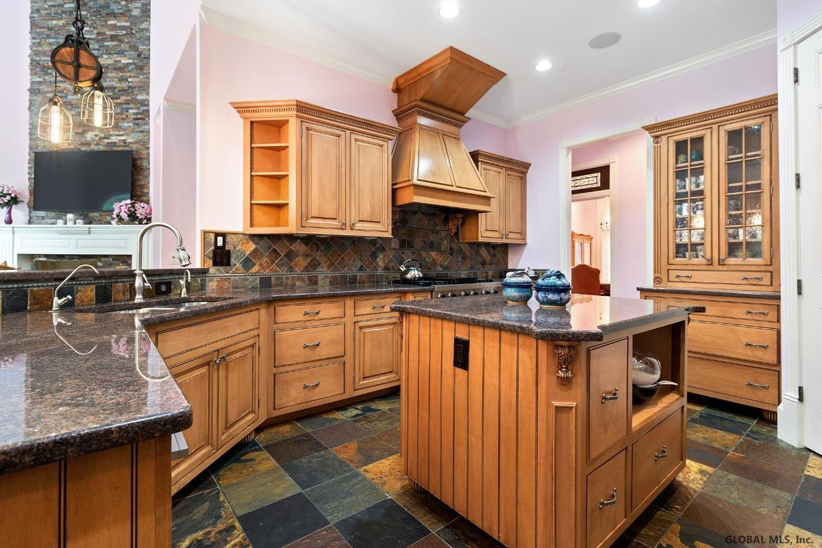 9 Kircher Road Greenfield, NY 12866 - Photo 9 of 83 Photo 9