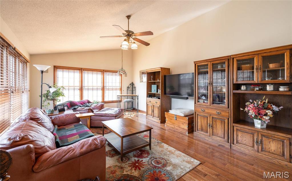 18 Tra Lin Alton, IL 62002 - Photo 24 of 77