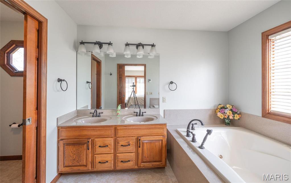 18 Tra Lin Alton, IL 62002 - Photo 29 of 77