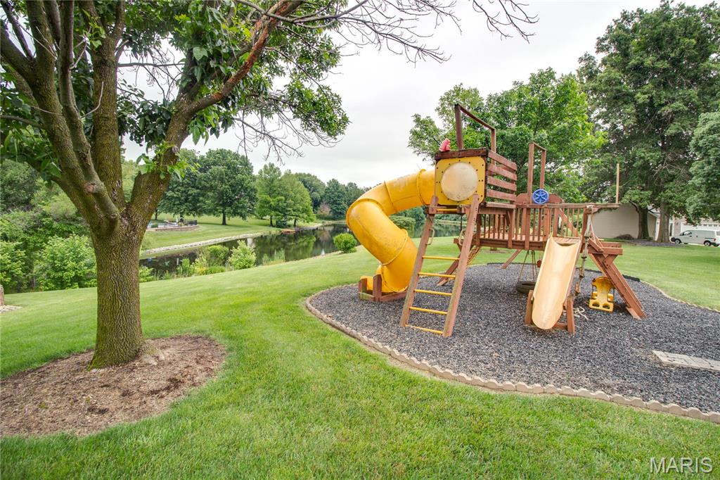 18 Tra Lin Alton, IL 62002 - Photo 71 of 77