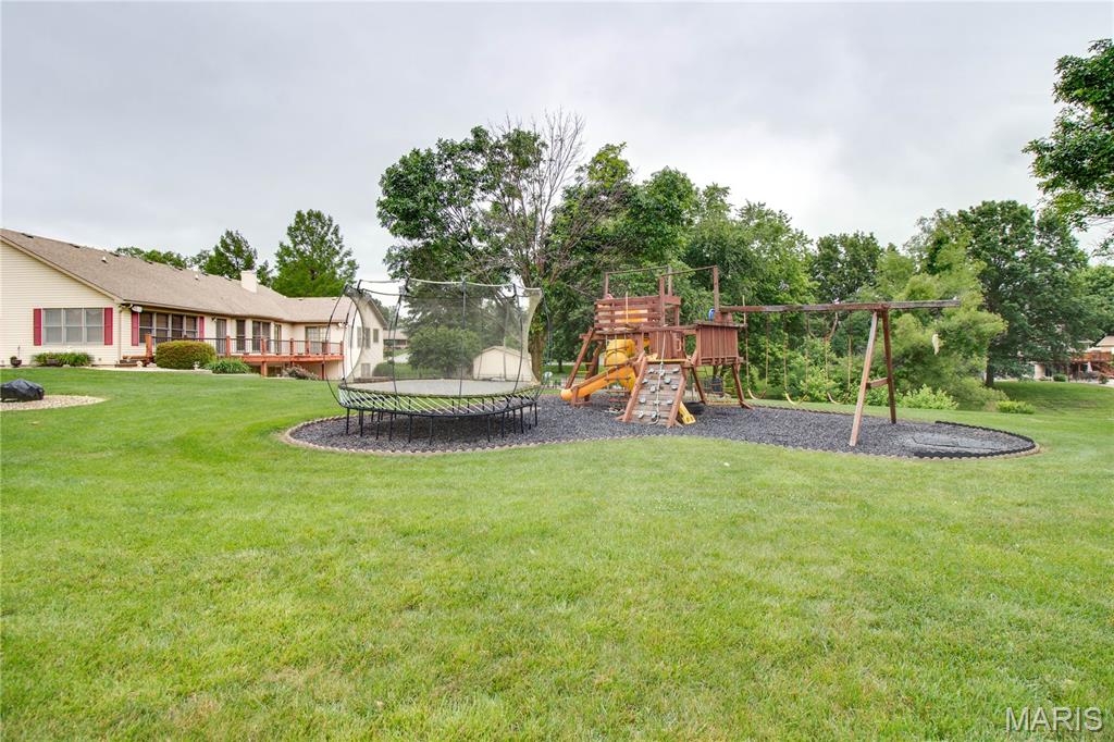 18 Tra Lin Alton, IL 62002 - Photo 72 of 77