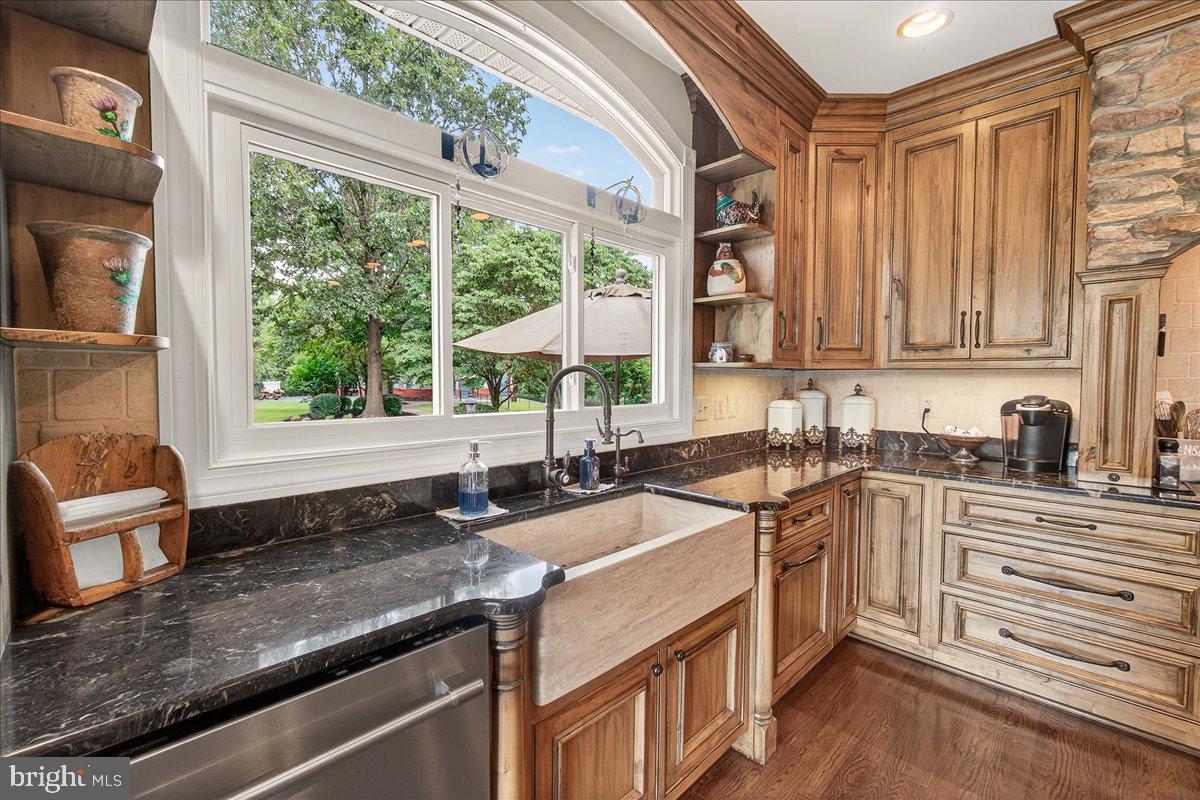 8418 Peters Road Frederick, MD 21704 - Photo 23 of 145 Gallery Image 23