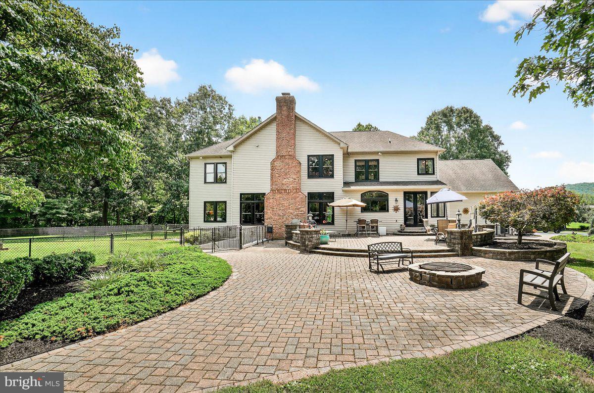 8418 Peters Road Frederick, MD 21704 - Photo 4 of 145 Gallery Image 4