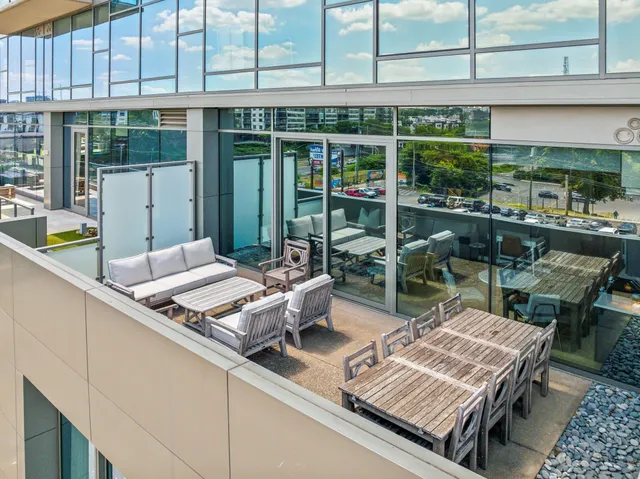 $750,000 | 1212 Laurel Street, Unit 509, Nashville, TN 37203