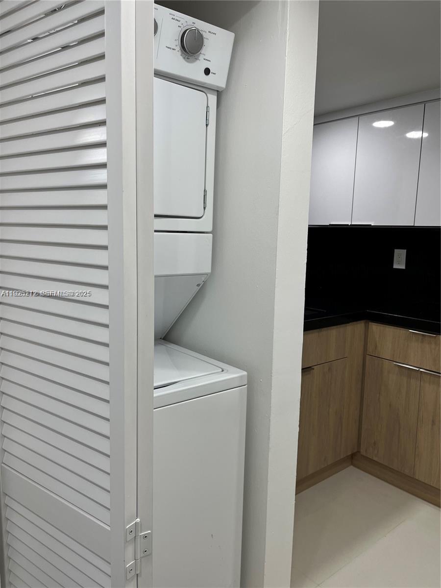 9917 West Okeechobee Road, Unit 203 Hialeah, FL 33016 - Photo 3 of 10 a view of utility room