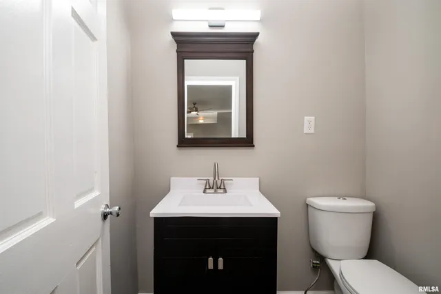 $96,500 | 1014 South 3rd Street, Pekin, IL 61554