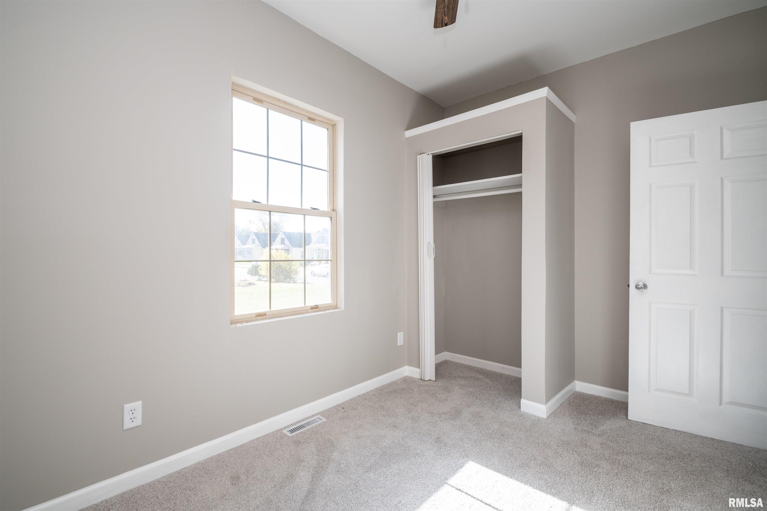 1014 South 3rd Street Pekin, IL 61554 - Photo 23 of 37