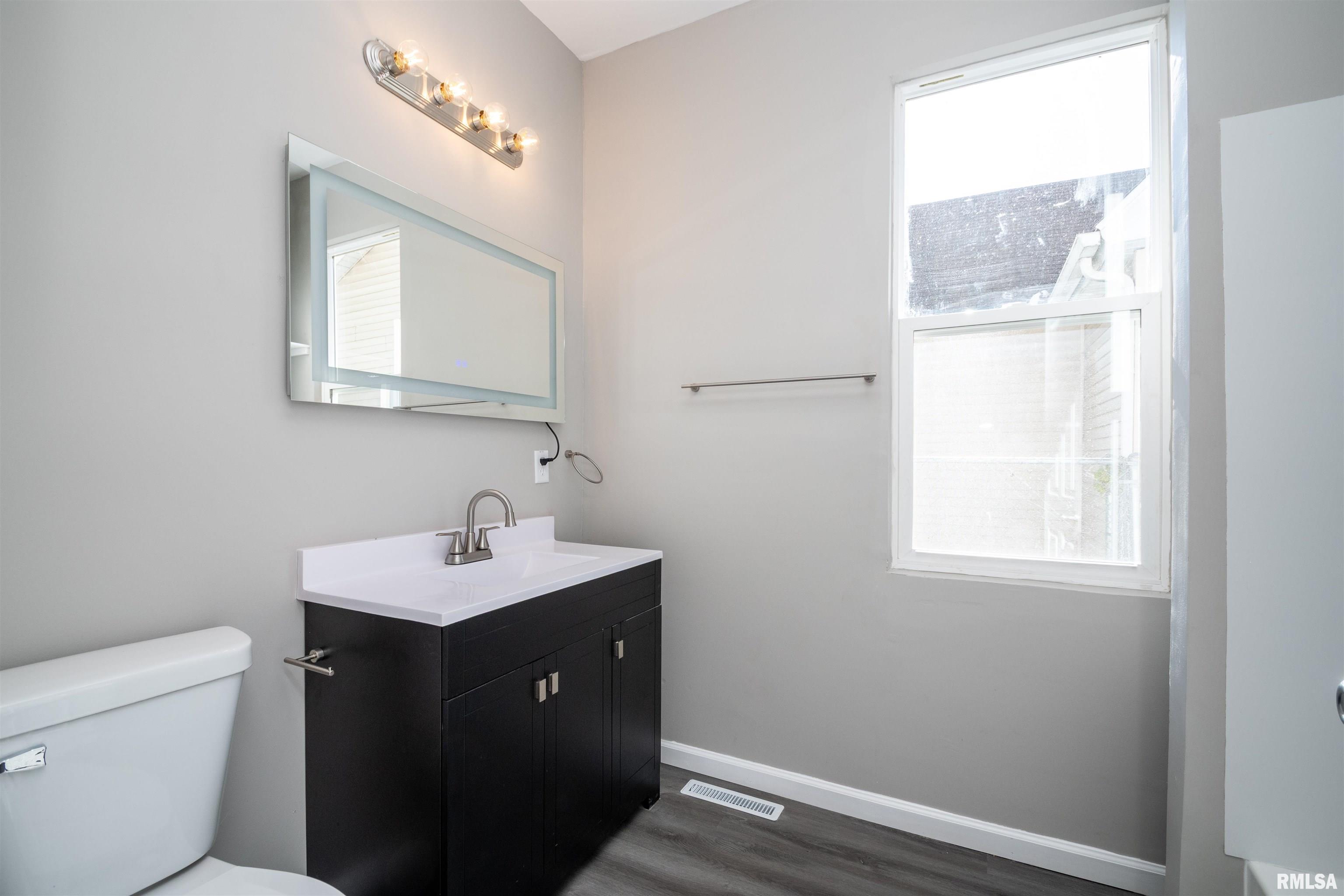 1014 South 3rd Street Pekin, IL 61554 - Photo 24 of 37