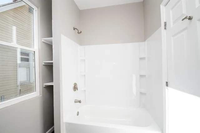 $96,500 | 1014 South 3rd Street, Pekin, IL 61554