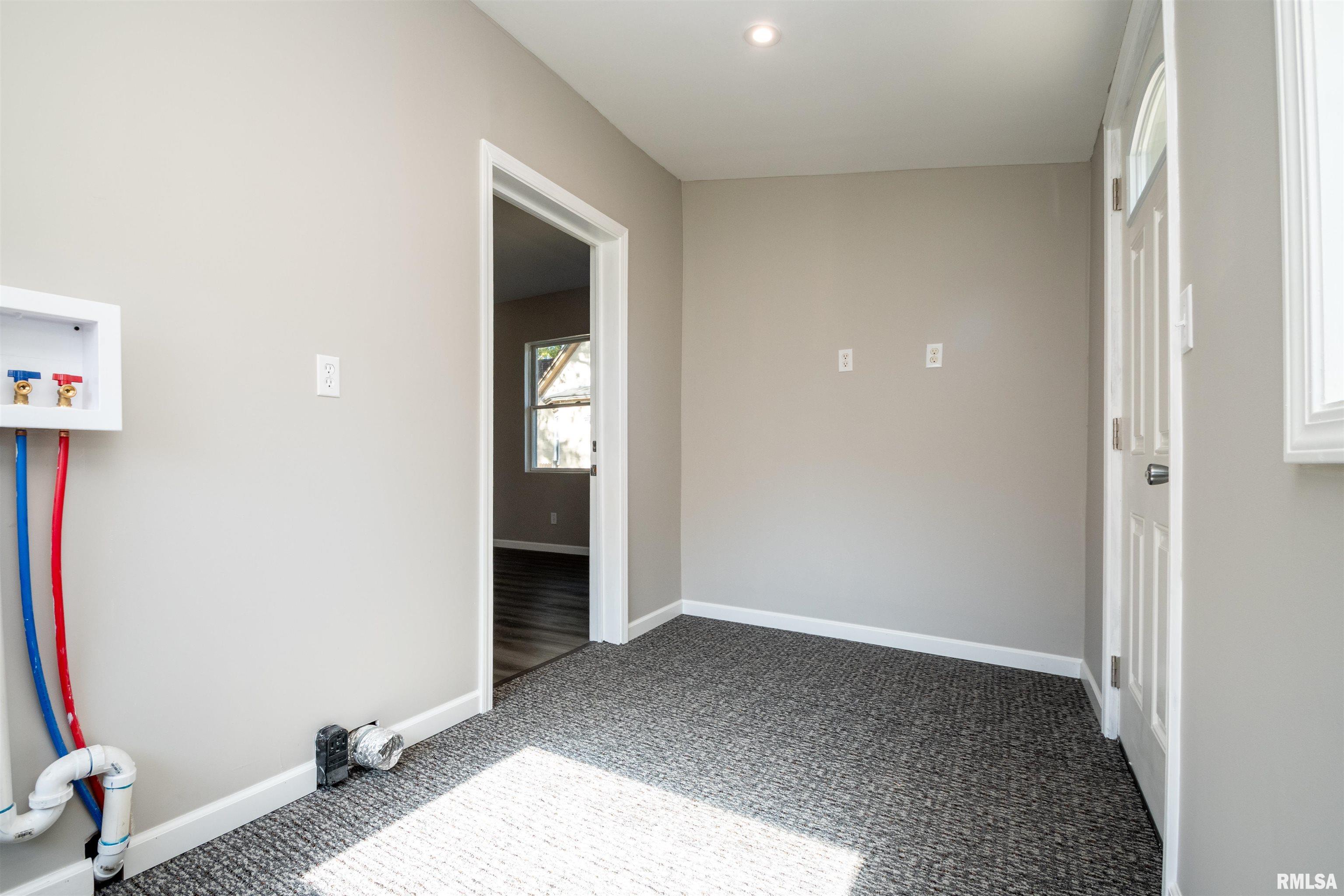 1014 South 3rd Street Pekin, IL 61554 - Photo 27 of 37