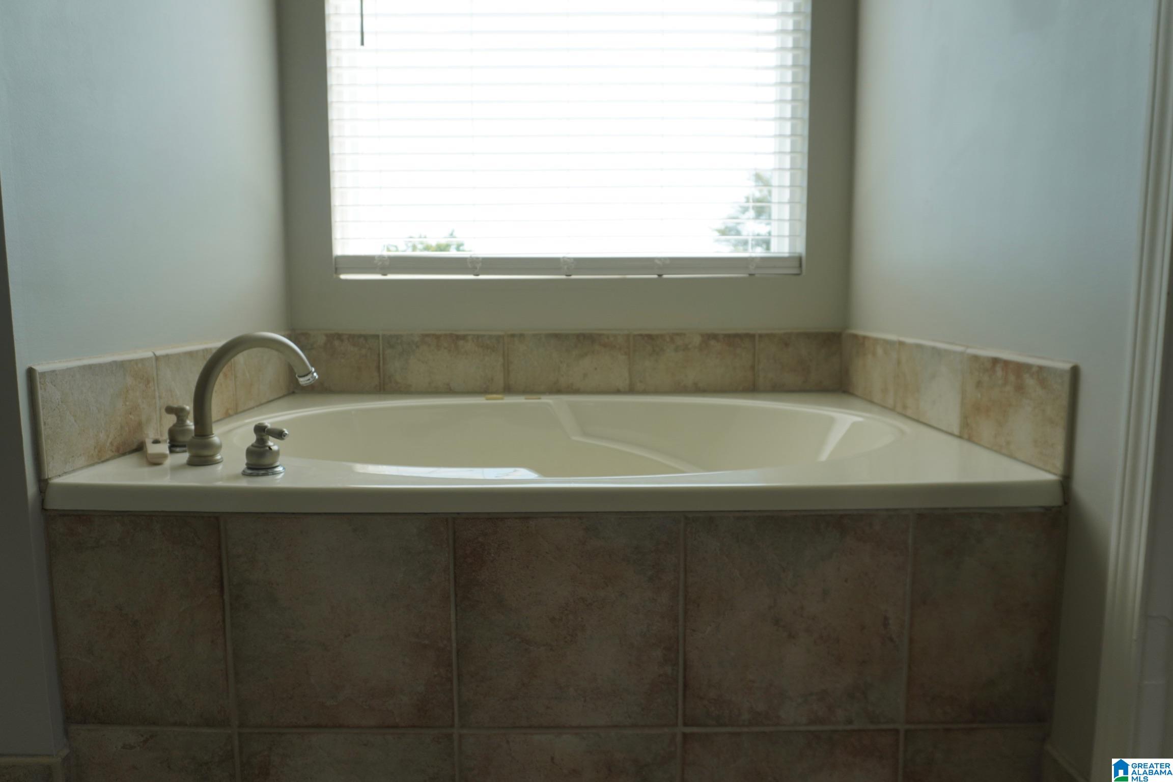 188 Savannah Lane Calera, AL 35040 - Photo 25 of 47