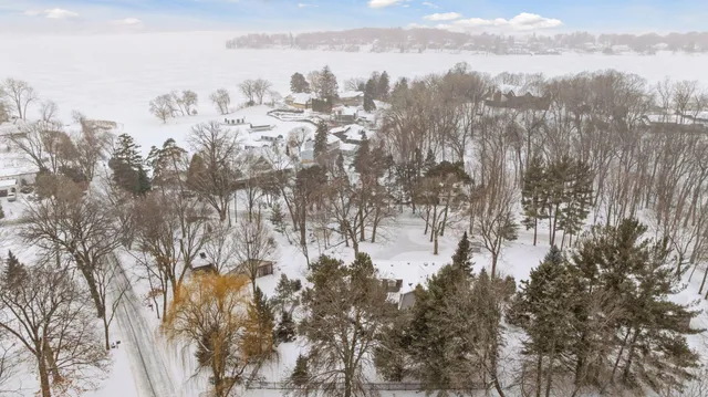 $825,000 | 2650 Kelly Avenue, Orono, MN 55331