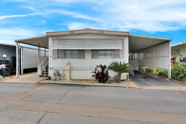 $90,000 | 1724 Minnewawa Avenue, Unit 134, Clovis, CA 93612