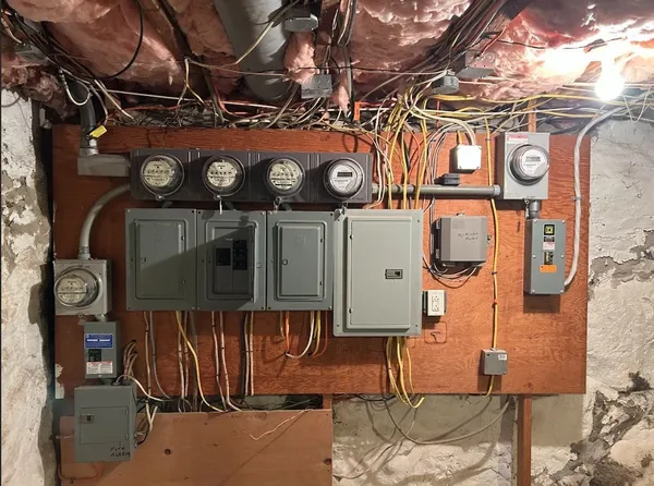 $895,000 | 120 Lakeview Avenue, Lowell, MA 01850