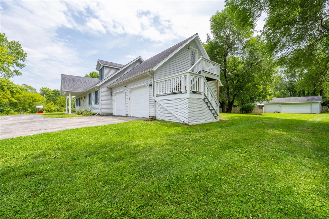 8535 Eau Claire Road Berrien Center, MI 49102 - Photo 4 of 61