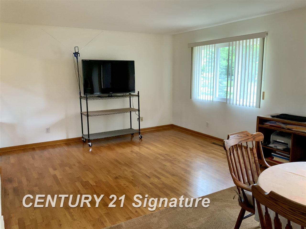 6257 Kelly Road Flushing, MI 48433 - Photo 2 of 39