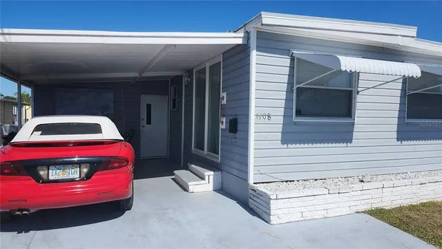 a view of front door with outdoor space