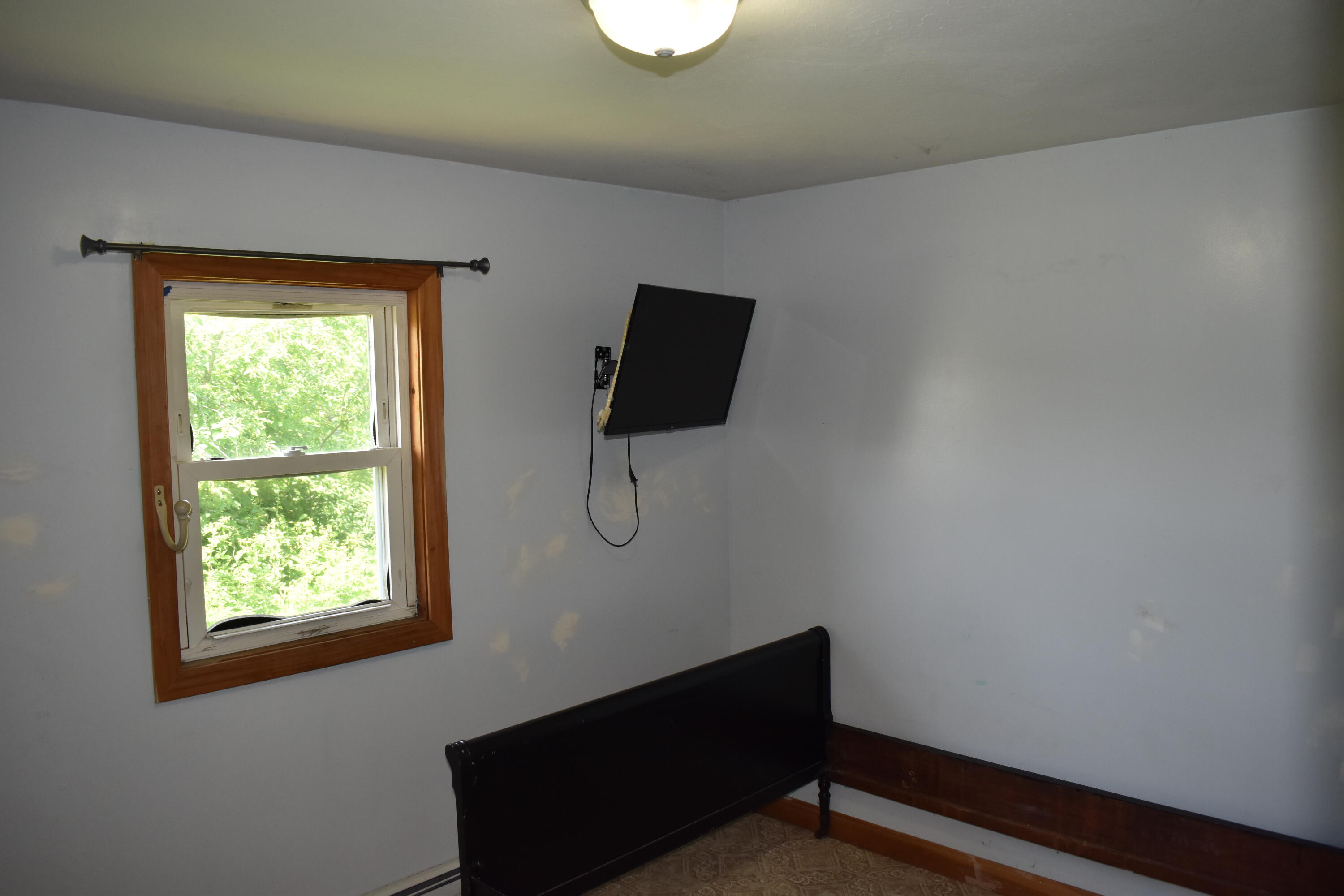 80 Folsom Pond Road Lincoln, ME 04457 - Photo 15 of 28 DSC_1029