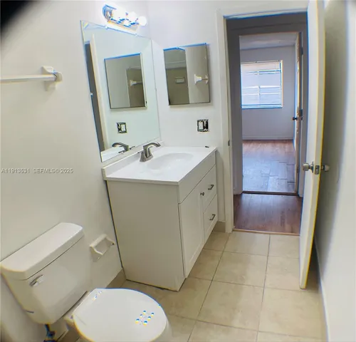 $2,300 | 5814 Northwest 22nd Street, Unit 21E, Lauderhill, FL 33313