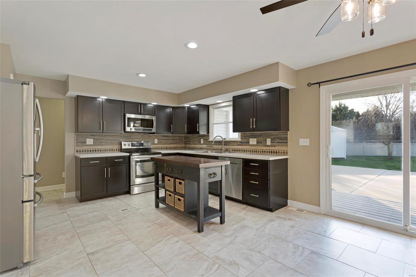 7145 Reichert Road Columbia, IL 62236 - Photo 11 of 67 Gallery Image 11