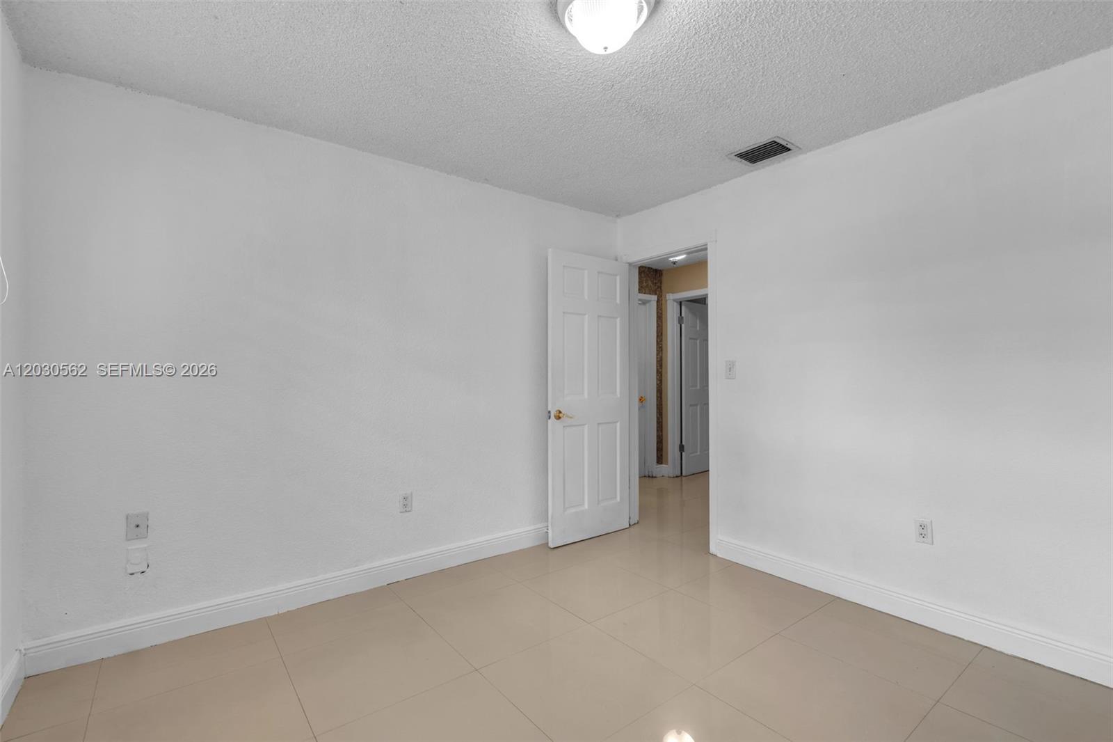 1320 Southwest 84th Avenue Miami, FL 33144 - Photo 20 of 44