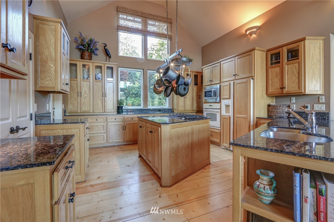 52 West Ludlow Point Road Port Ludlow, WA 98365 - Photo 5 of 25 Gallery Image 5