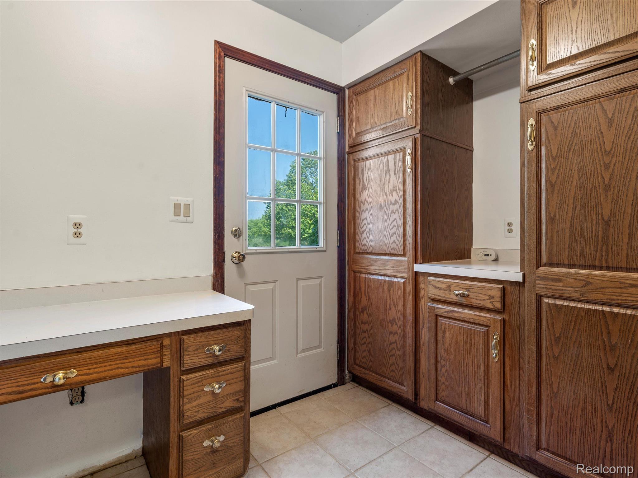 1693 Townsend Road Leonard, MI 48367 - Photo 19 of 38 Gallery Image 19