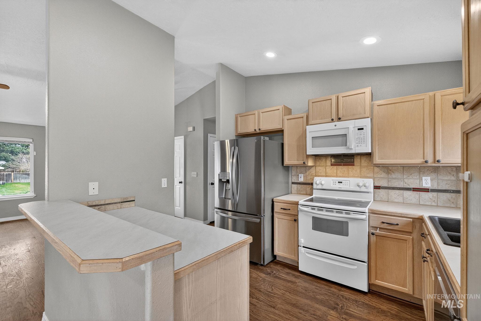11157 West Red Maple Drive Boise, ID 83709 - Photo 12 of 48