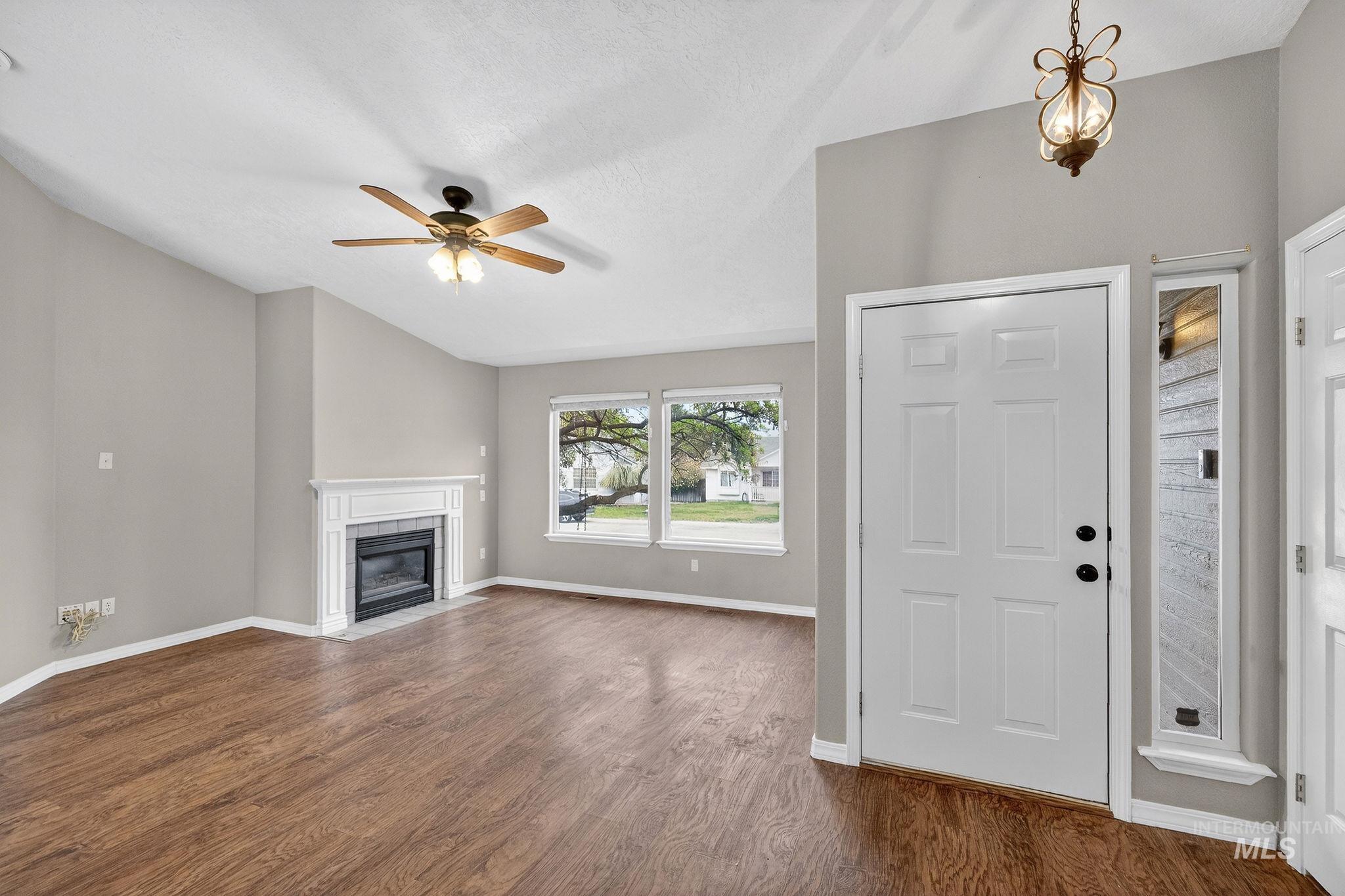 11157 West Red Maple Drive Boise, ID 83709 - Photo 5 of 48
