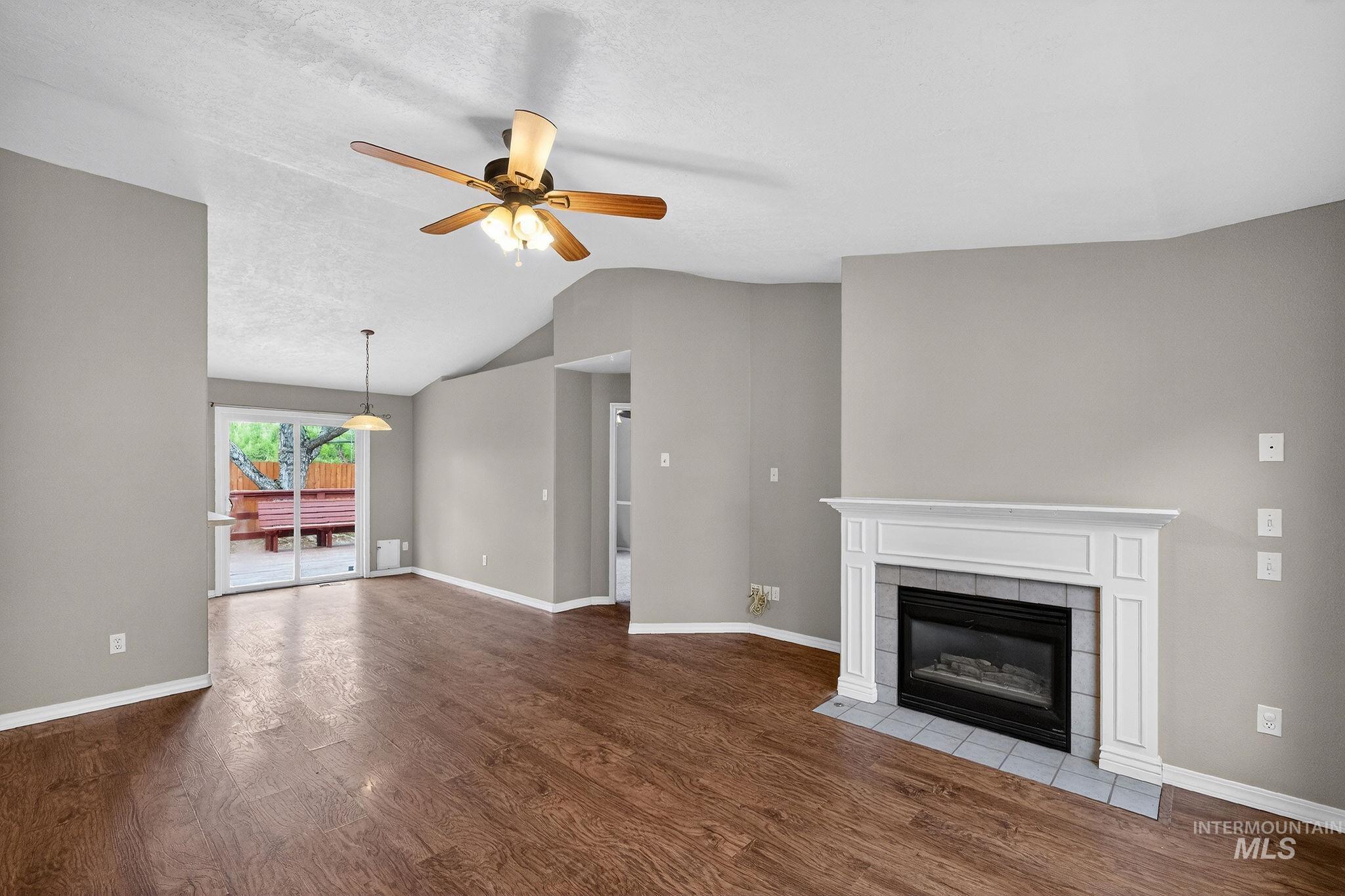 11157 West Red Maple Drive Boise, ID 83709 - Photo 6 of 48