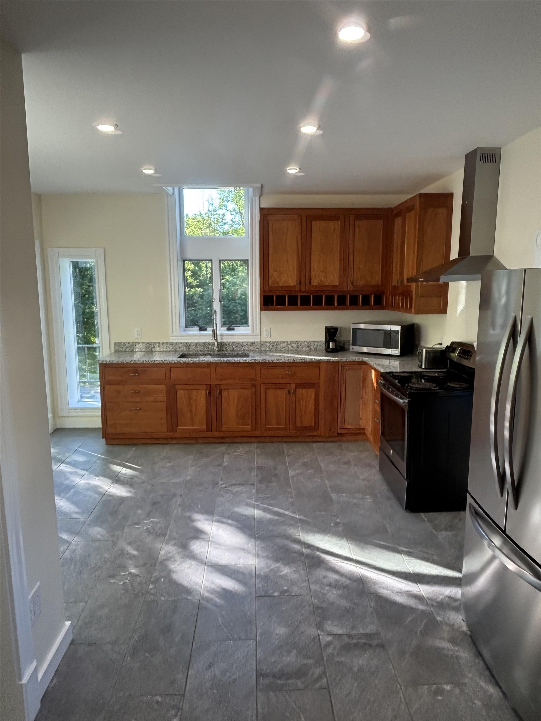 39 Forest Street Randolph, VT 05060 - Photo 5 of 24