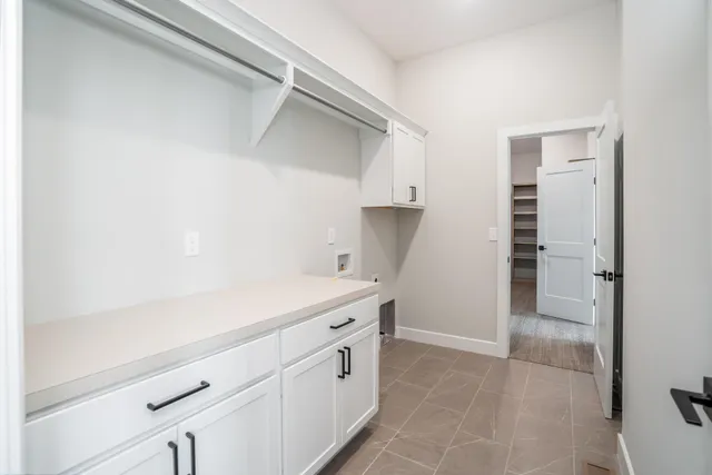 $465,381 | 3141 North Pine Grove Circle, Wichita, KS 67205