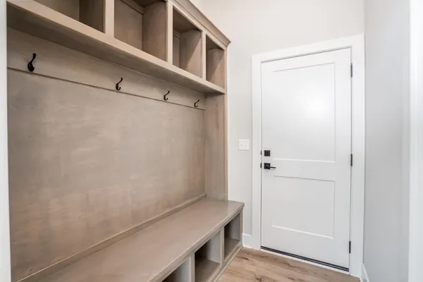 $465,381 | 3141 North Pine Grove Circle, Wichita, KS 67205