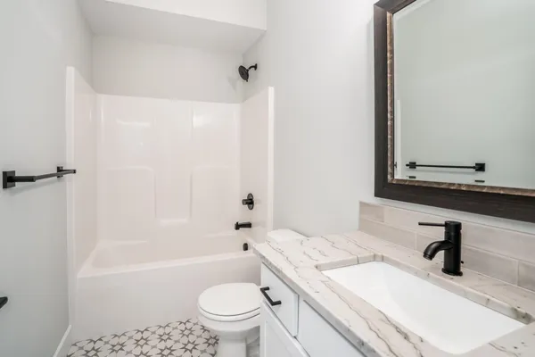 $465,381 | 3141 North Pine Grove Circle, Wichita, KS 67205