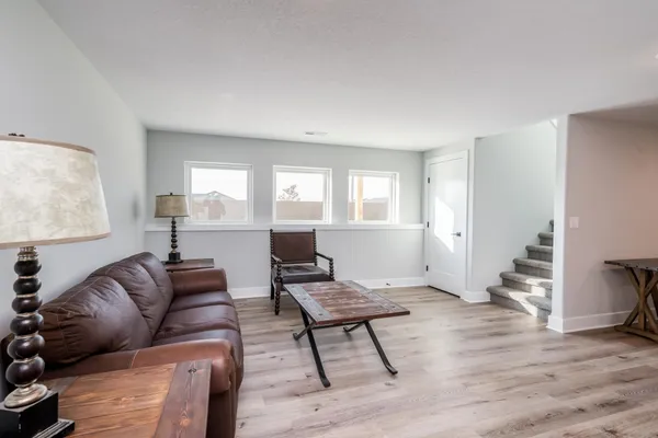 $465,381 | 3141 North Pine Grove Circle, Wichita, KS 67205