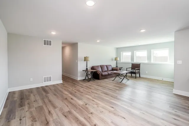 $465,381 | 3141 North Pine Grove Circle, Wichita, KS 67205