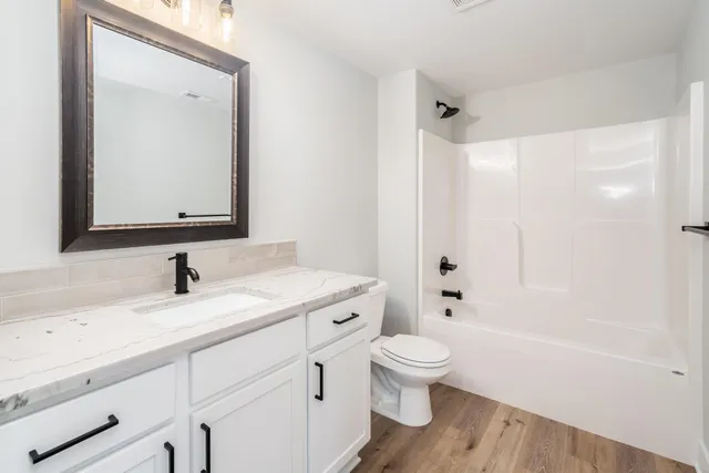 $465,381 | 3141 North Pine Grove Circle, Wichita, KS 67205