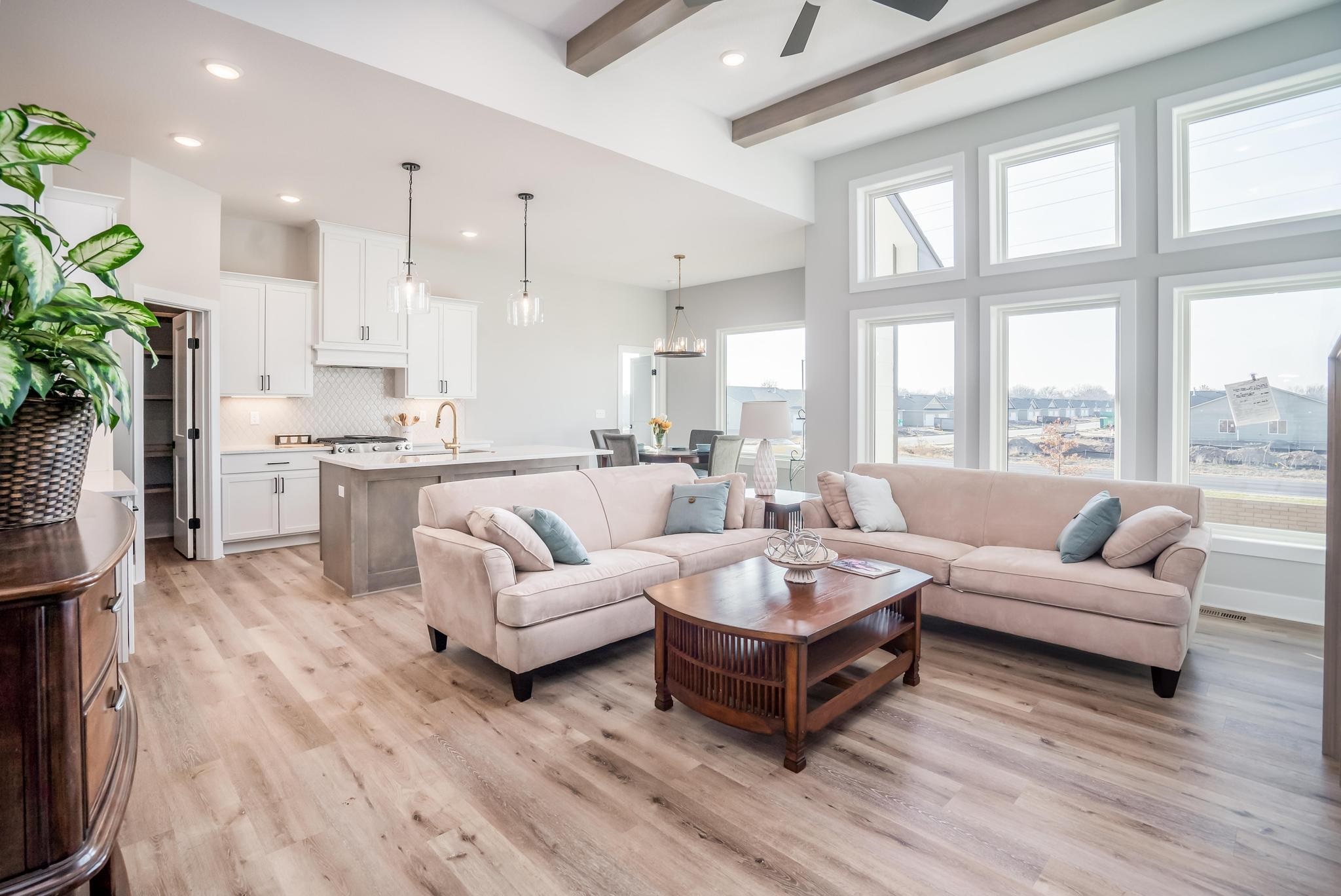 3141 North Pine Grove Circle Wichita, KS 67205 - Photo 3 of 34