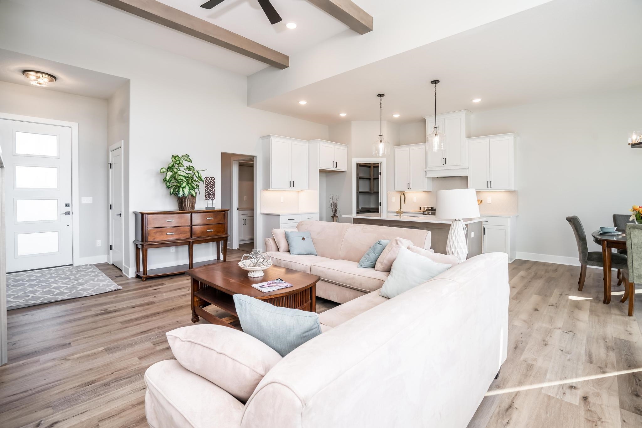 3141 North Pine Grove Circle Wichita, KS 67205 - Photo 7 of 34