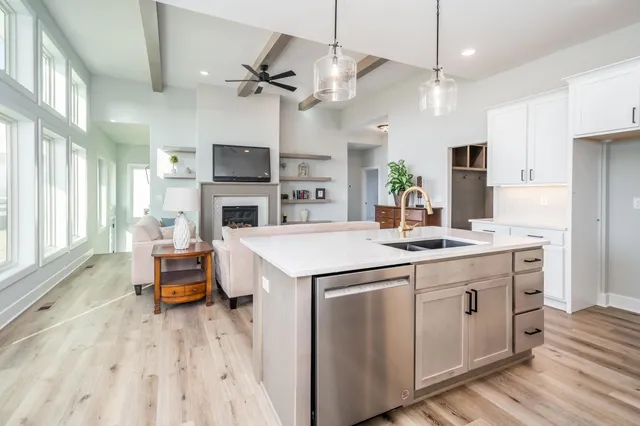 $465,381 | 3141 North Pine Grove Circle, Wichita, KS 67205