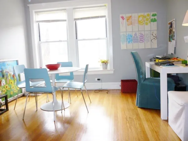 $1,950 | 2713 West Giddings Street, Unit 3R, Chicago, IL 60625