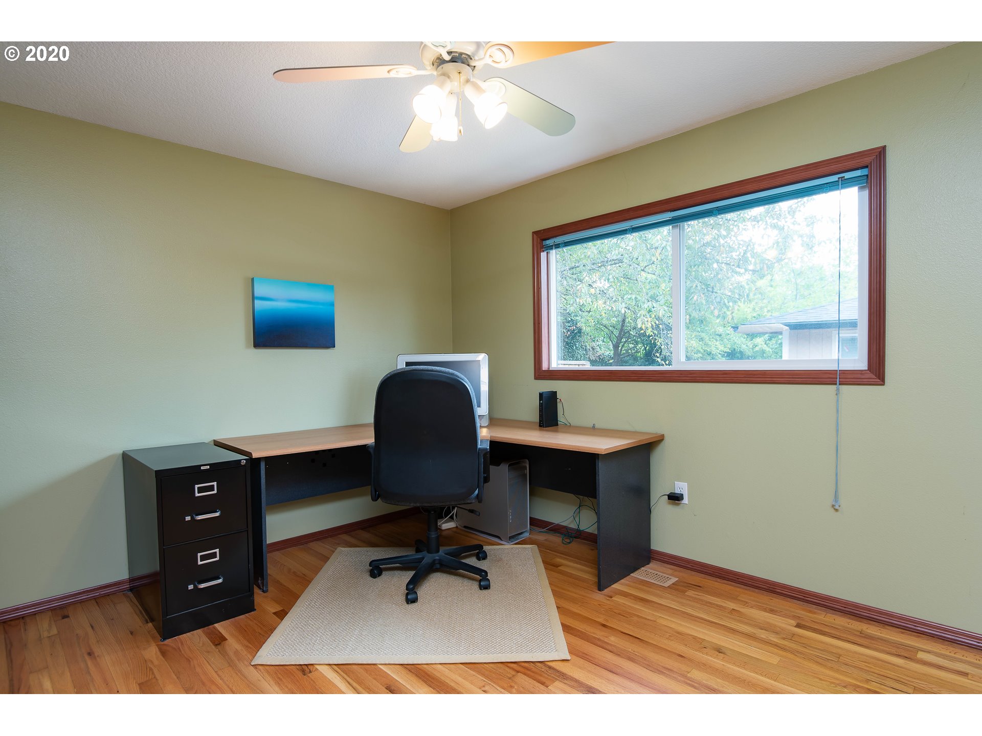 1820 Southwest Logan Street Portland, OR 97219 - Photo 14 of 29 Gallery Image 14